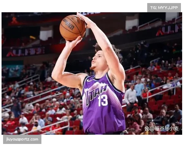 爵士进攻效率高居联盟第四 但防守篮板垫底制约整体表现